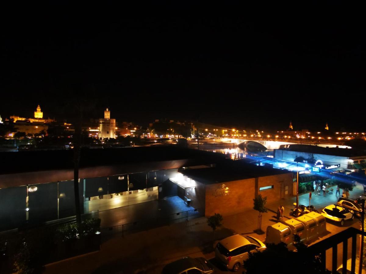 Betis del Oro Sevilha Exterior foto