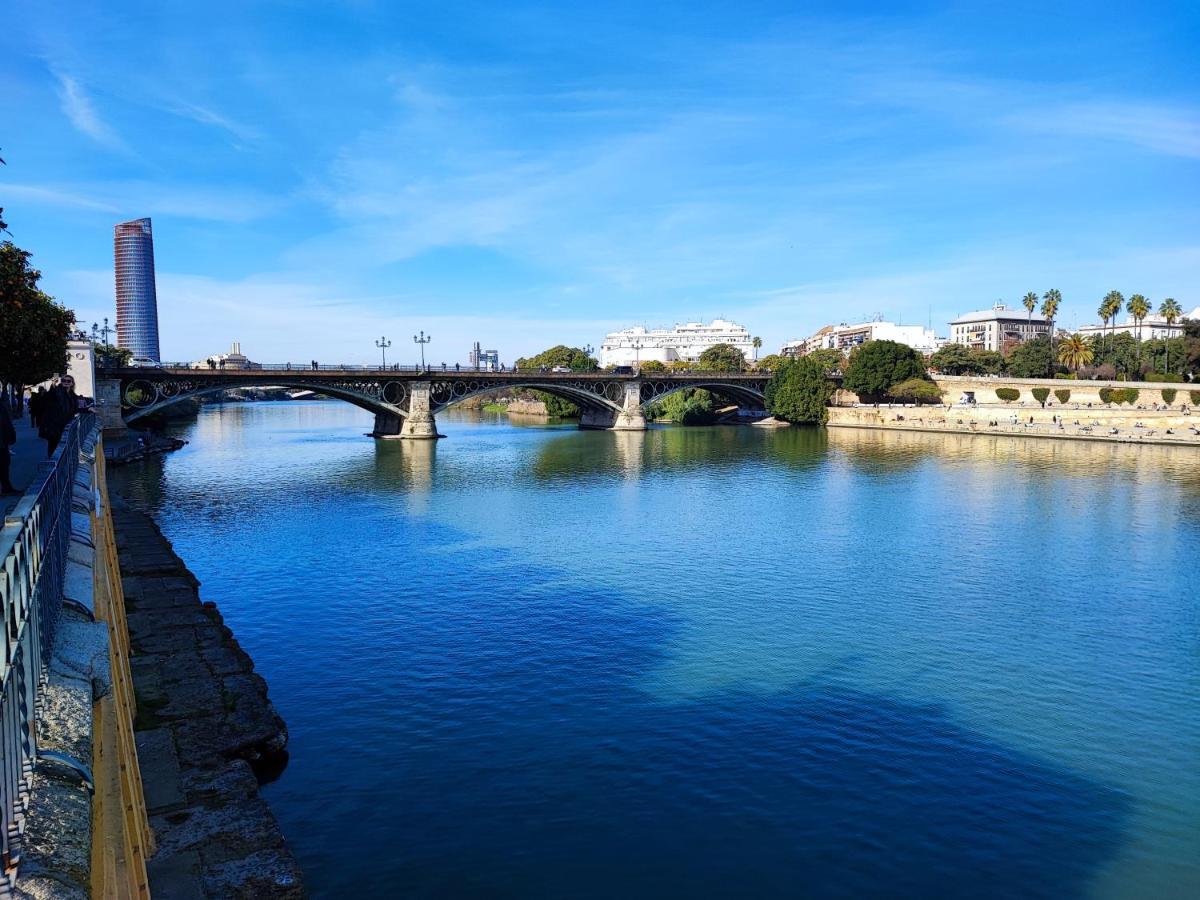 Betis del Oro Sevilha Exterior foto